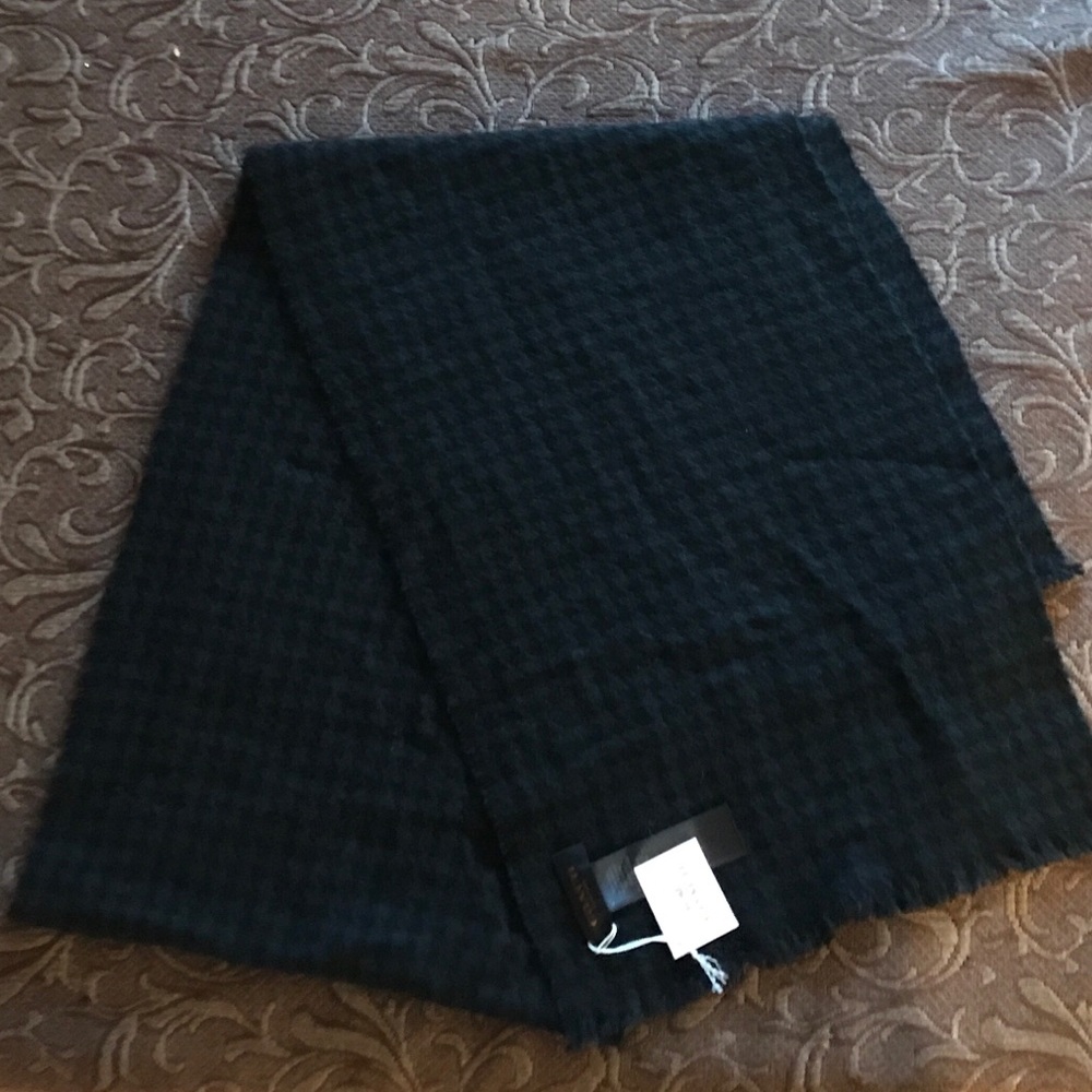 NWT Coach Houndstooth Wool/Cashmere Scarf